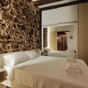 old-town-apartment.hotelsalgherosardinia.com/